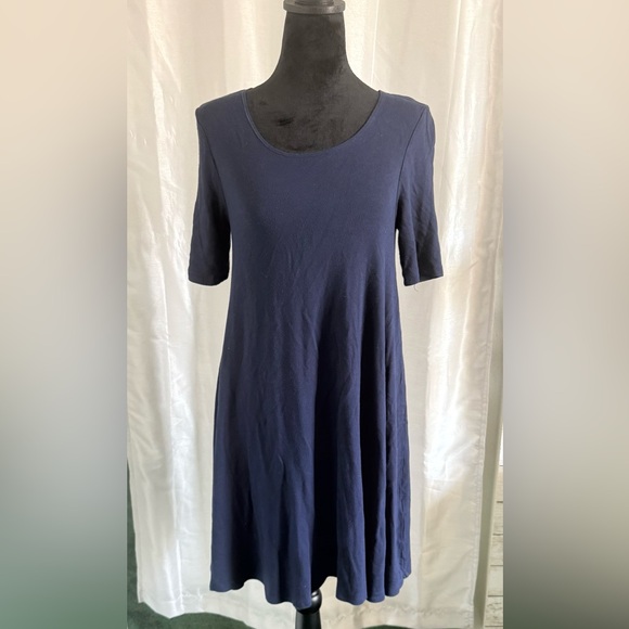 Forever 21 Deep Blue flowing dress size M - Picture 1 of 4